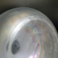 Vase, Kugelförmig, mit ausgestelltem Hals in Regenbogen Farben